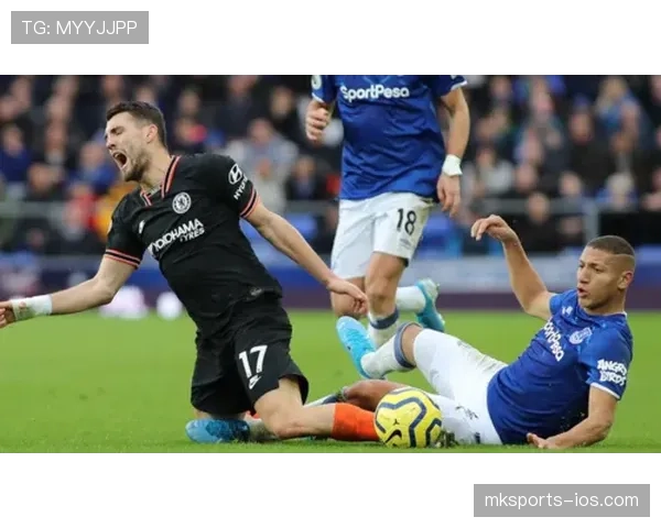 切尔西防线混乱问题凸显，当前阶段对争冠形势已产生实际影响